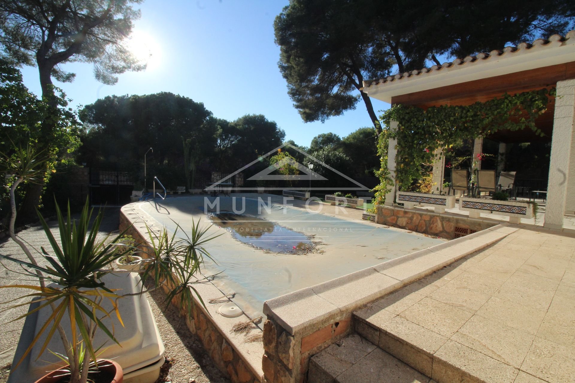 Resale - Villas -
Orihuela Costa - Dehesa de Campoamor