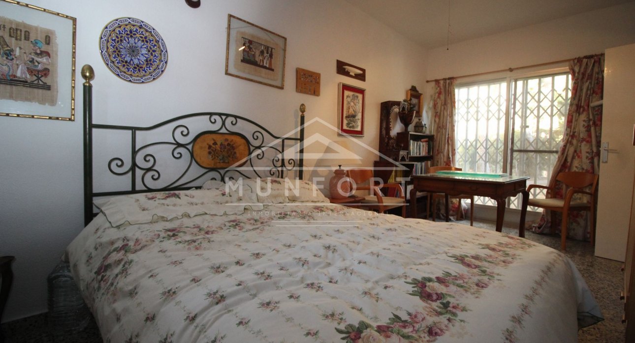 Resale - Villas -
Orihuela Costa - Dehesa de Campoamor