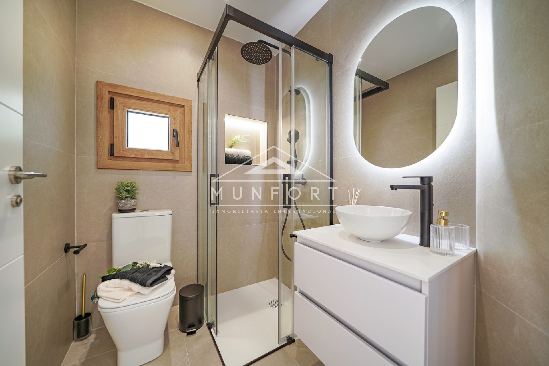 Resale - Villas -
Orihuela Costa - Dehesa de Campoamor