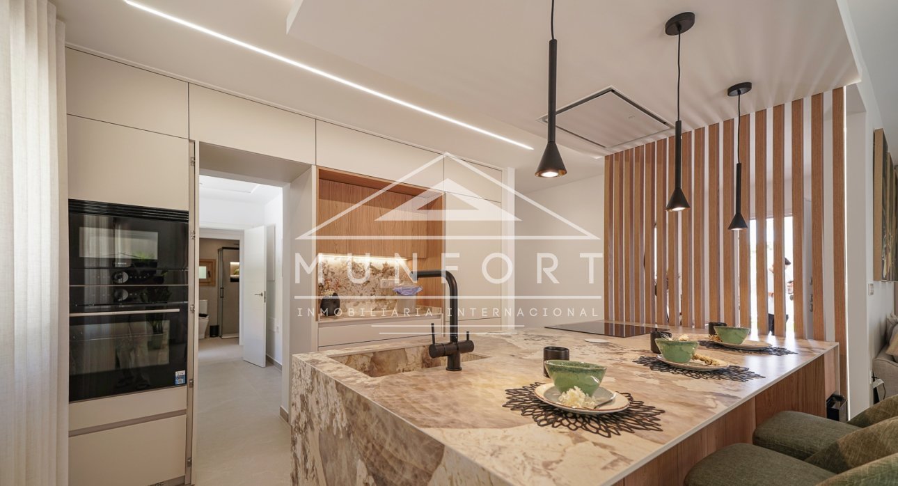 Resale - Villas -
Orihuela Costa - Dehesa de Campoamor