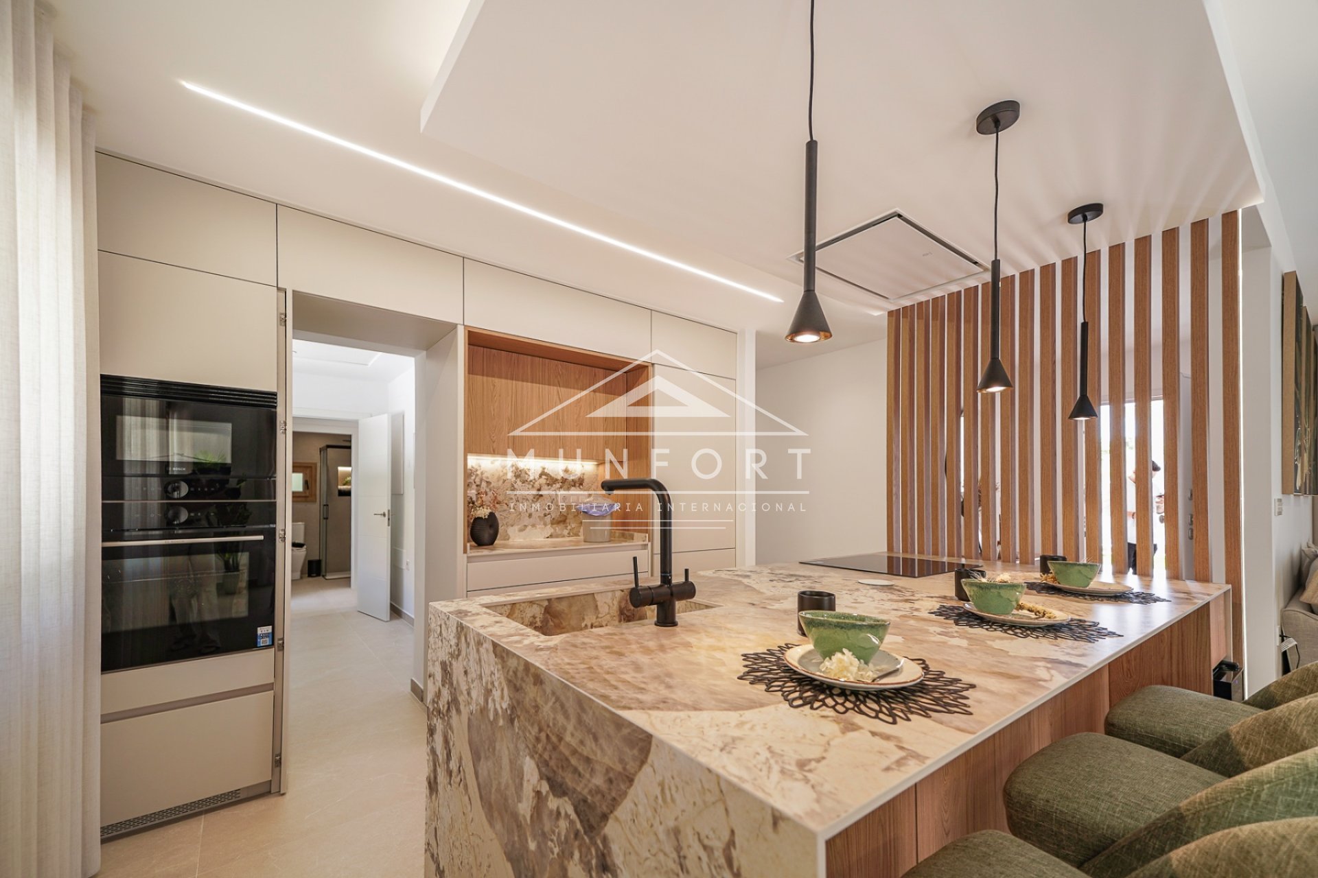 Resale - Villas -
Orihuela Costa - Dehesa de Campoamor