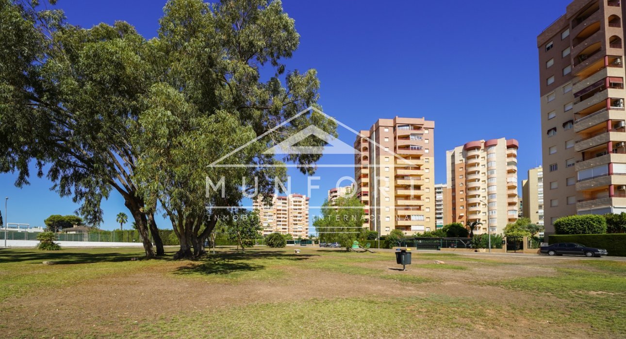 Resale - Villas -
Orihuela Costa - Dehesa de Campoamor