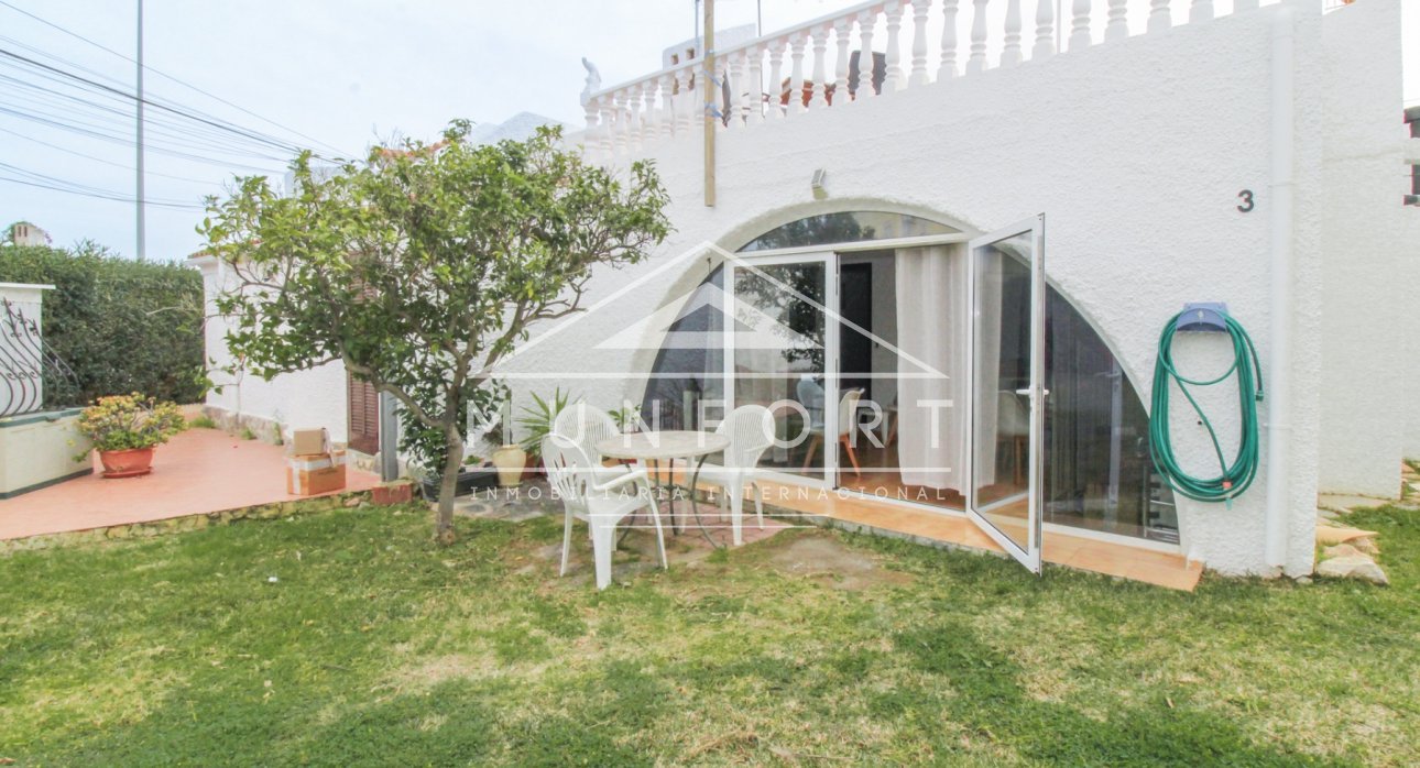 Resale - Villas -
Orihuela Costa - La Florida