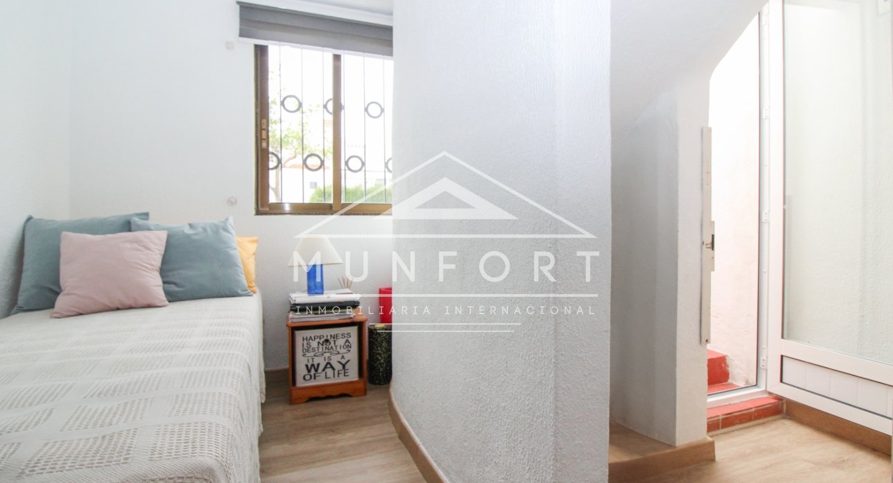 Resale - Villas -
Orihuela Costa - La Florida