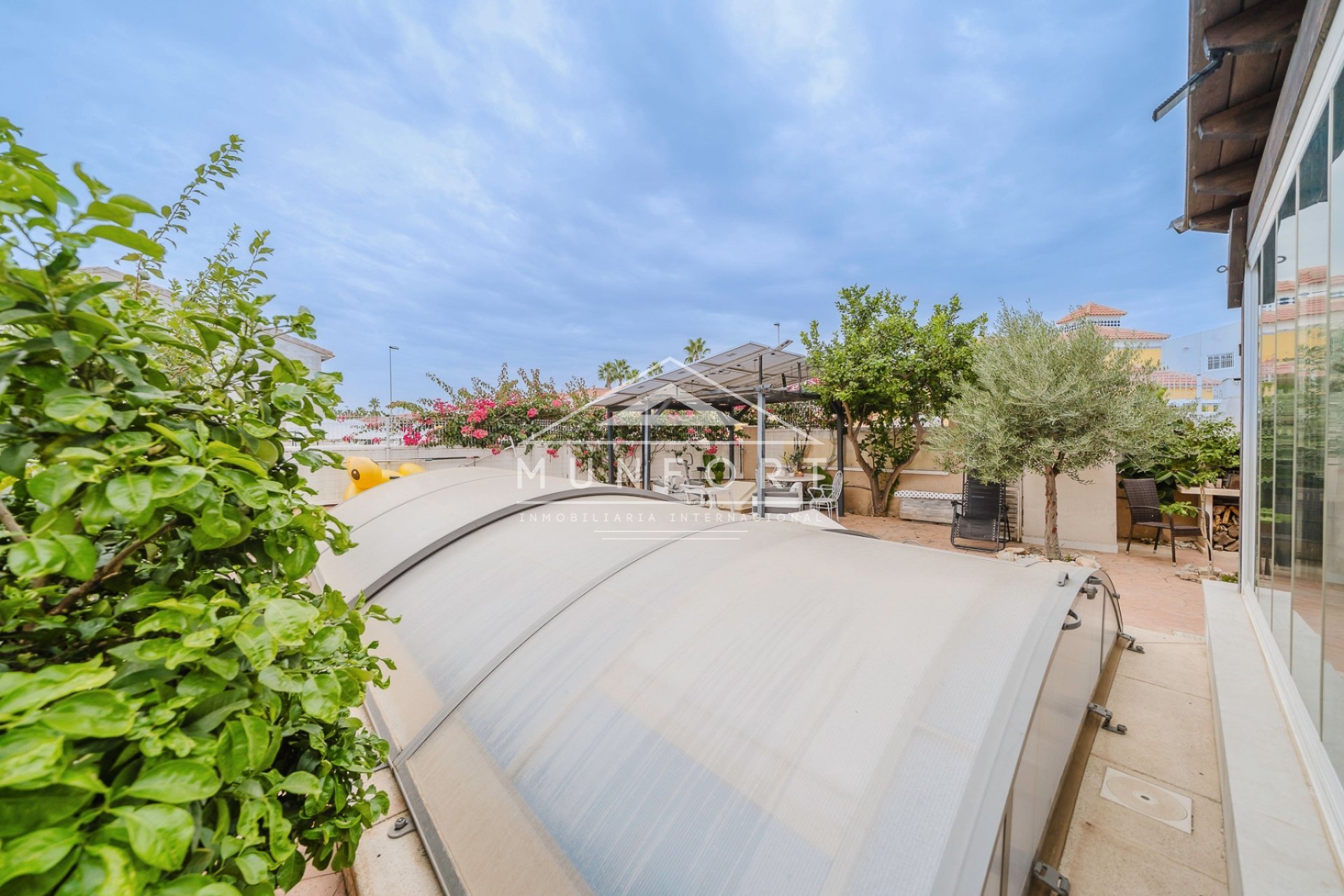 Resale - Villas -
Orihuela Costa - La Regia