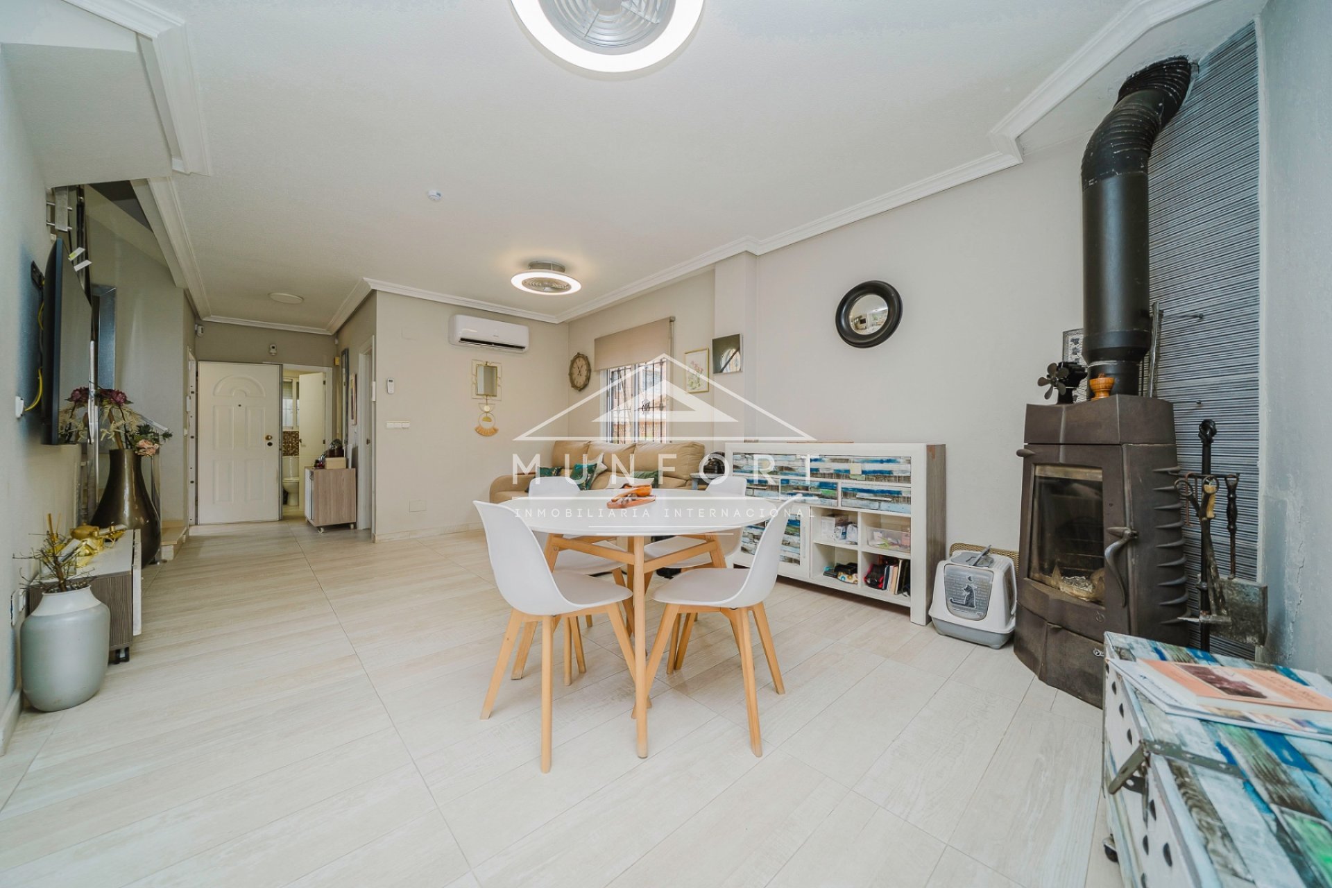 Resale - Villas -
Orihuela Costa - La Regia