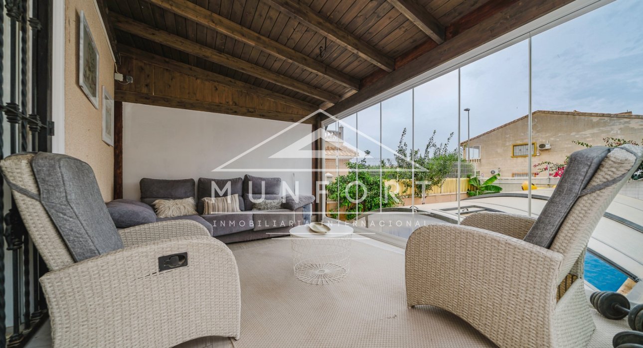 Resale - Villas -
Orihuela Costa - La Regia