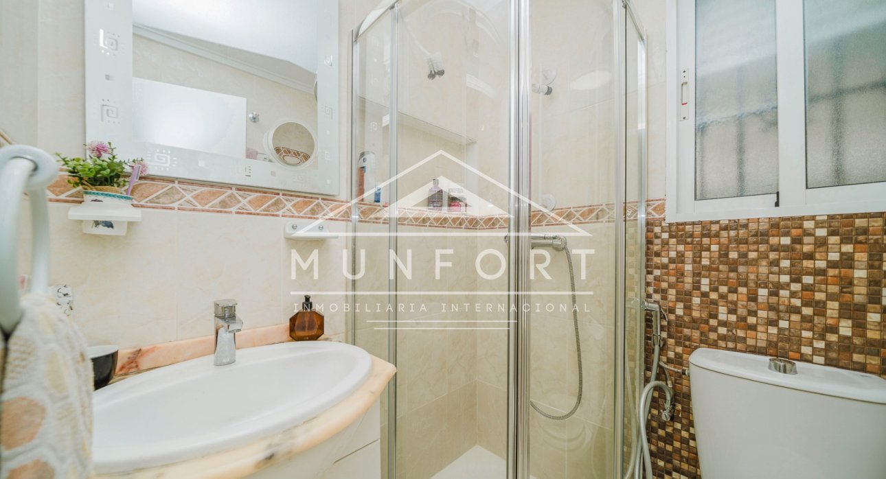 Resale - Villas -
Orihuela Costa - La Regia