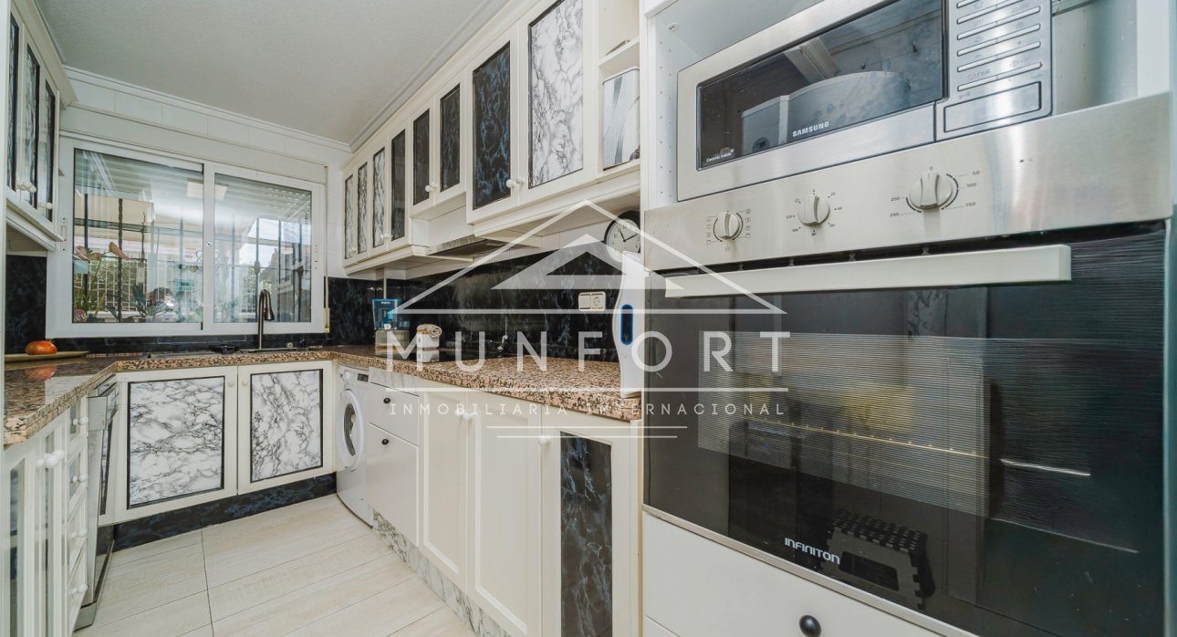 Resale - Villas -
Orihuela Costa - La Regia