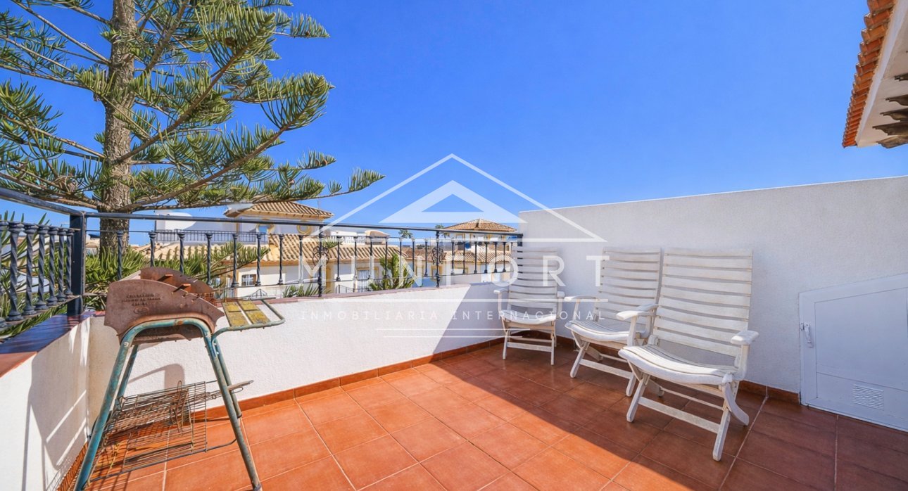 Resale - Villas -
Orihuela Costa - La Regia