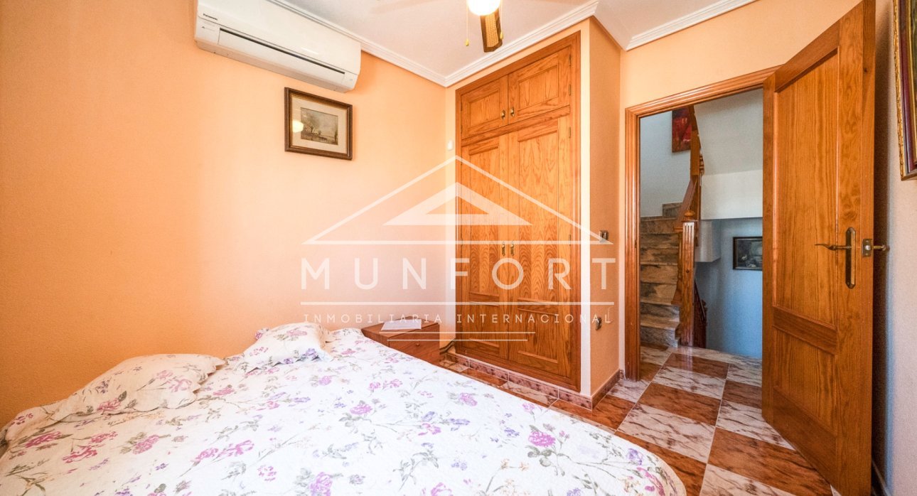 Resale - Villas -
Orihuela Costa - La Regia