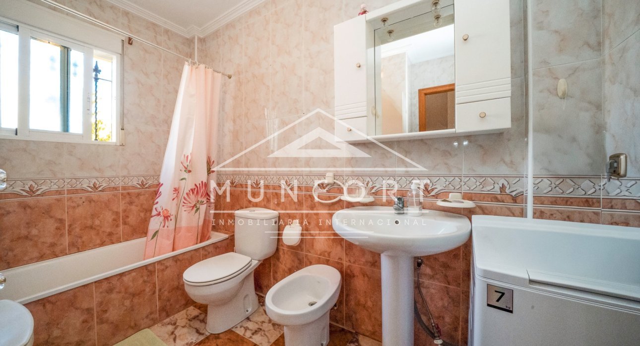 Resale - Villas -
Orihuela Costa - La Regia