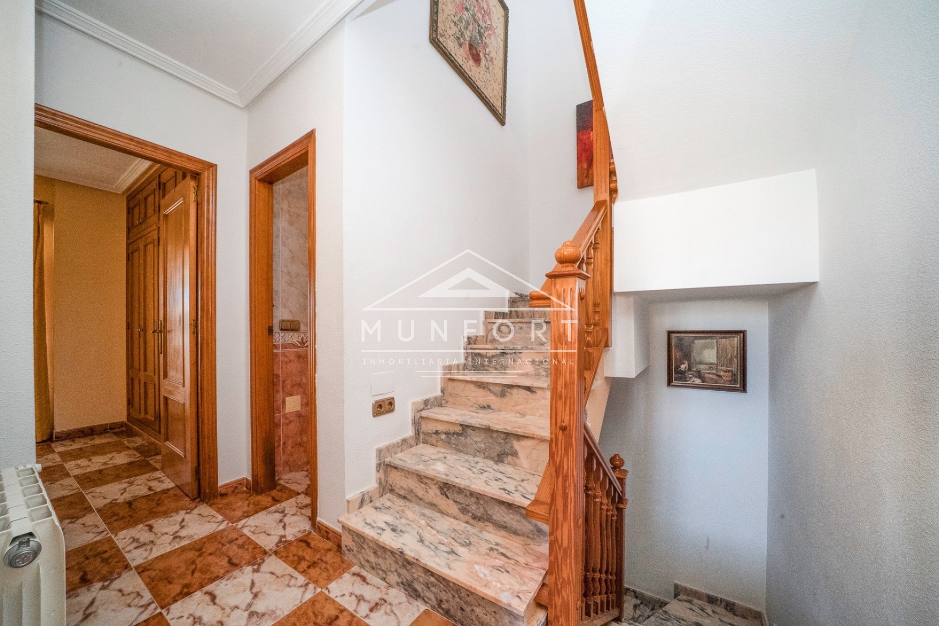 Resale - Villas -
Orihuela Costa - La Regia