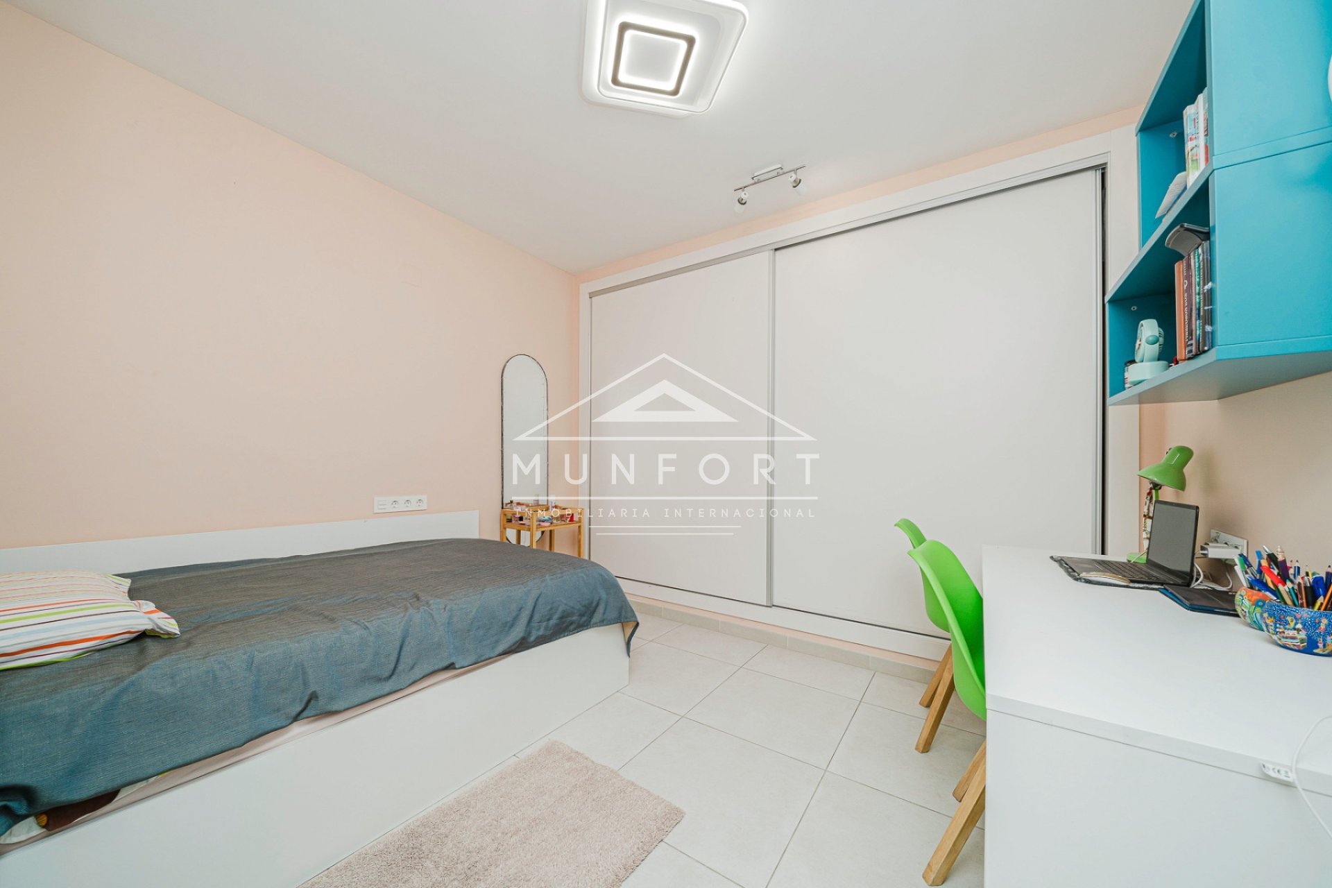 Resale - Villas -
Orihuela Costa - Lomas de Cabo Roig