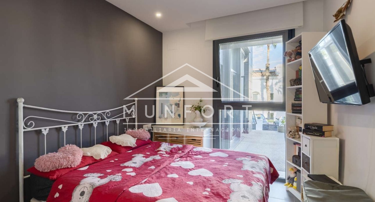 Resale - Villas -
Orihuela Costa - Los Altos de Villamartín