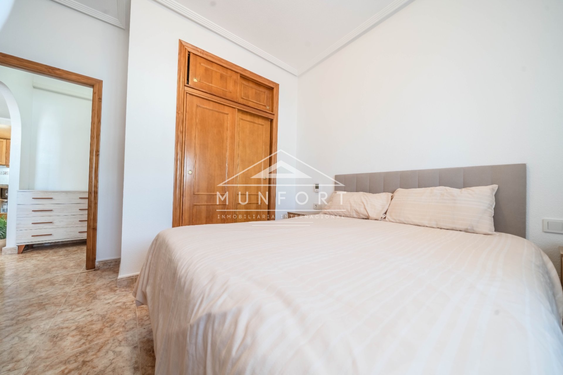 Resale - Villas -
Orihuela Costa - Punta Prima