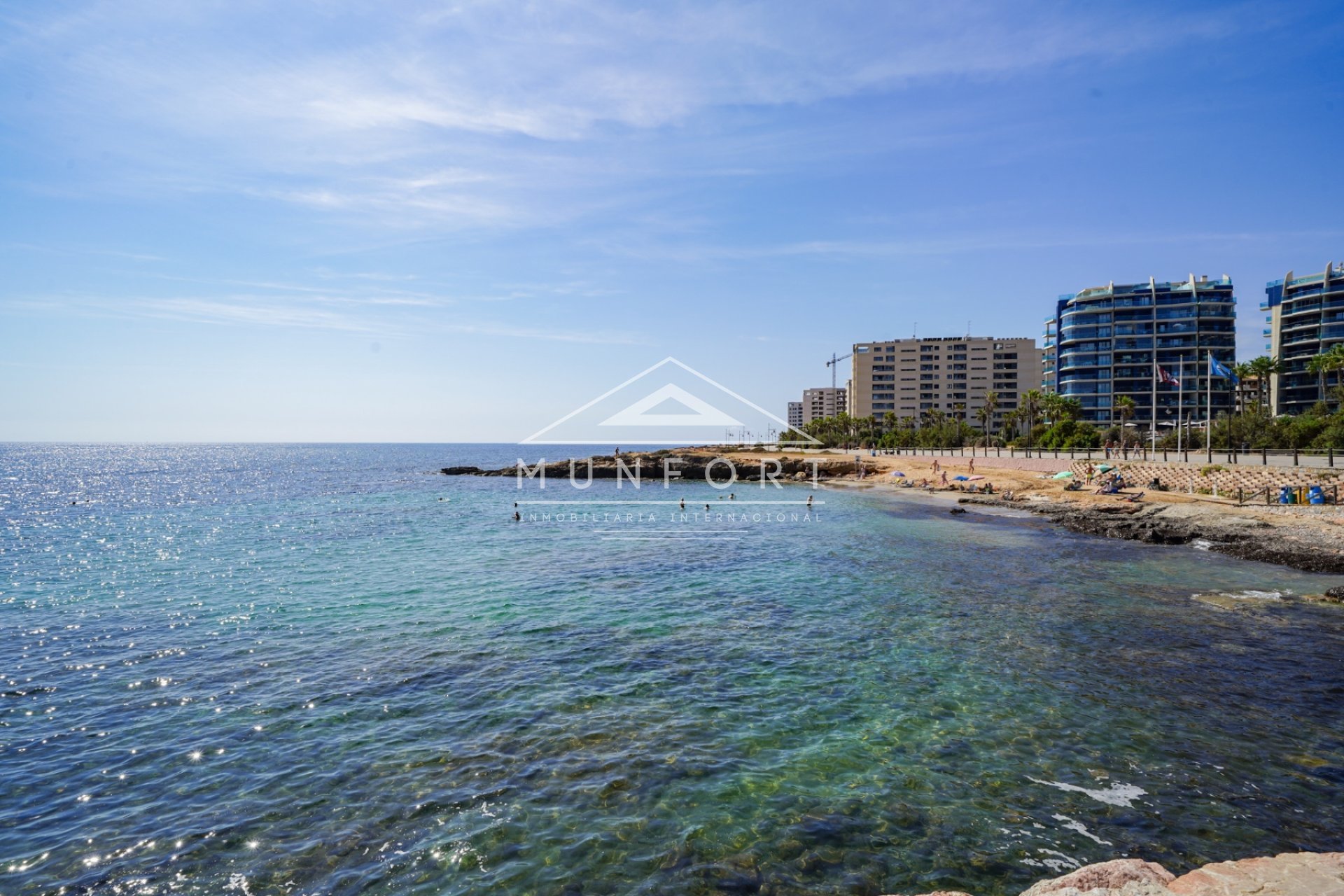 Resale - Villas -
Orihuela Costa - Punta Prima