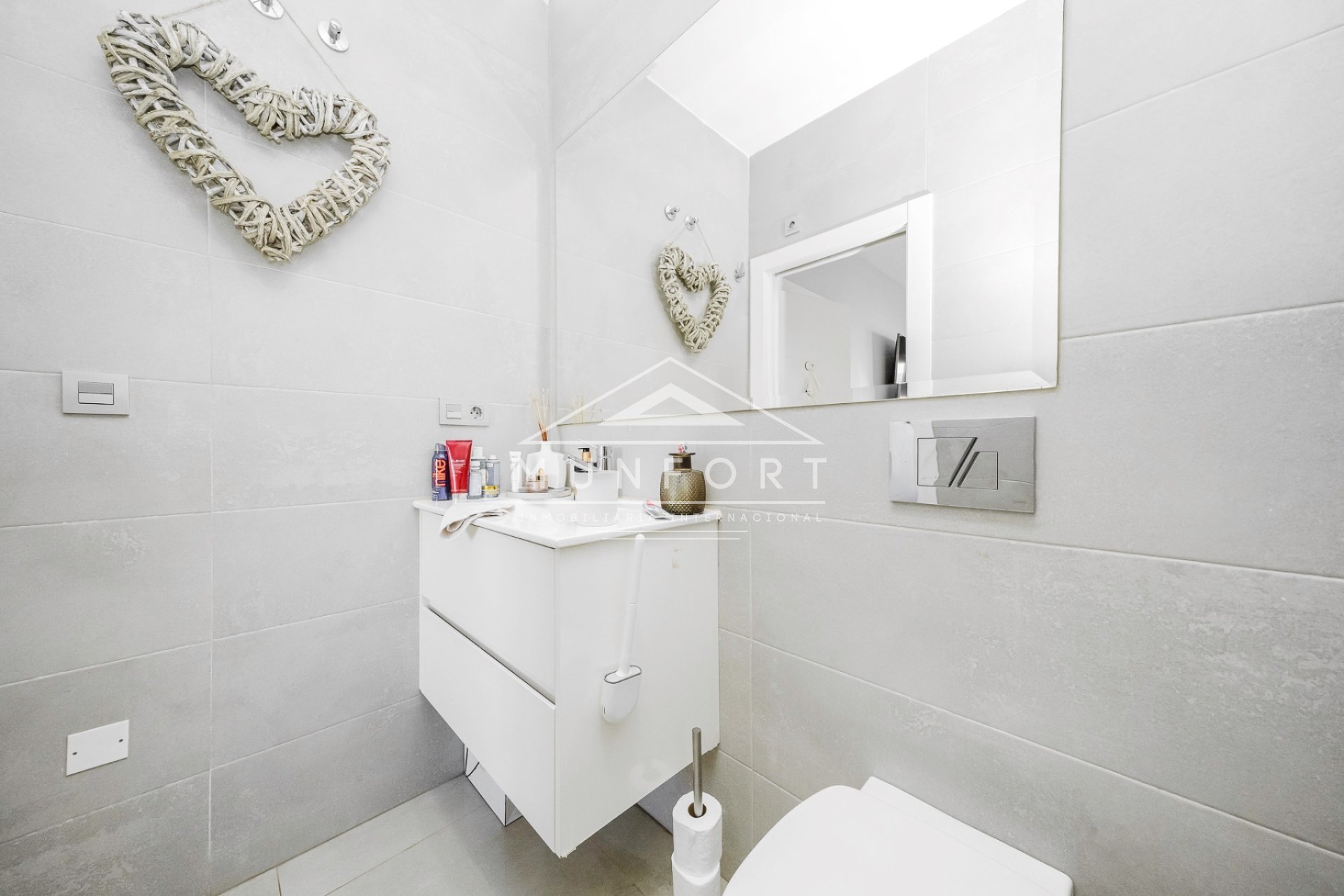 Resale - Villas -
Orihuela Costa - Villamartín