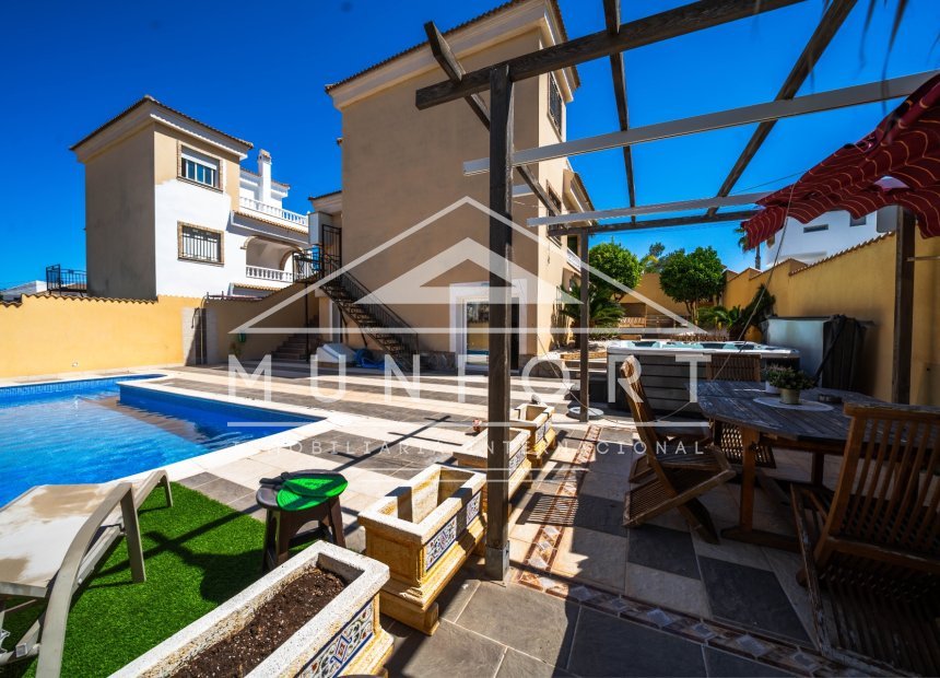 Resale - Villas -
Orihuela Costa - Villamart&iacute;n