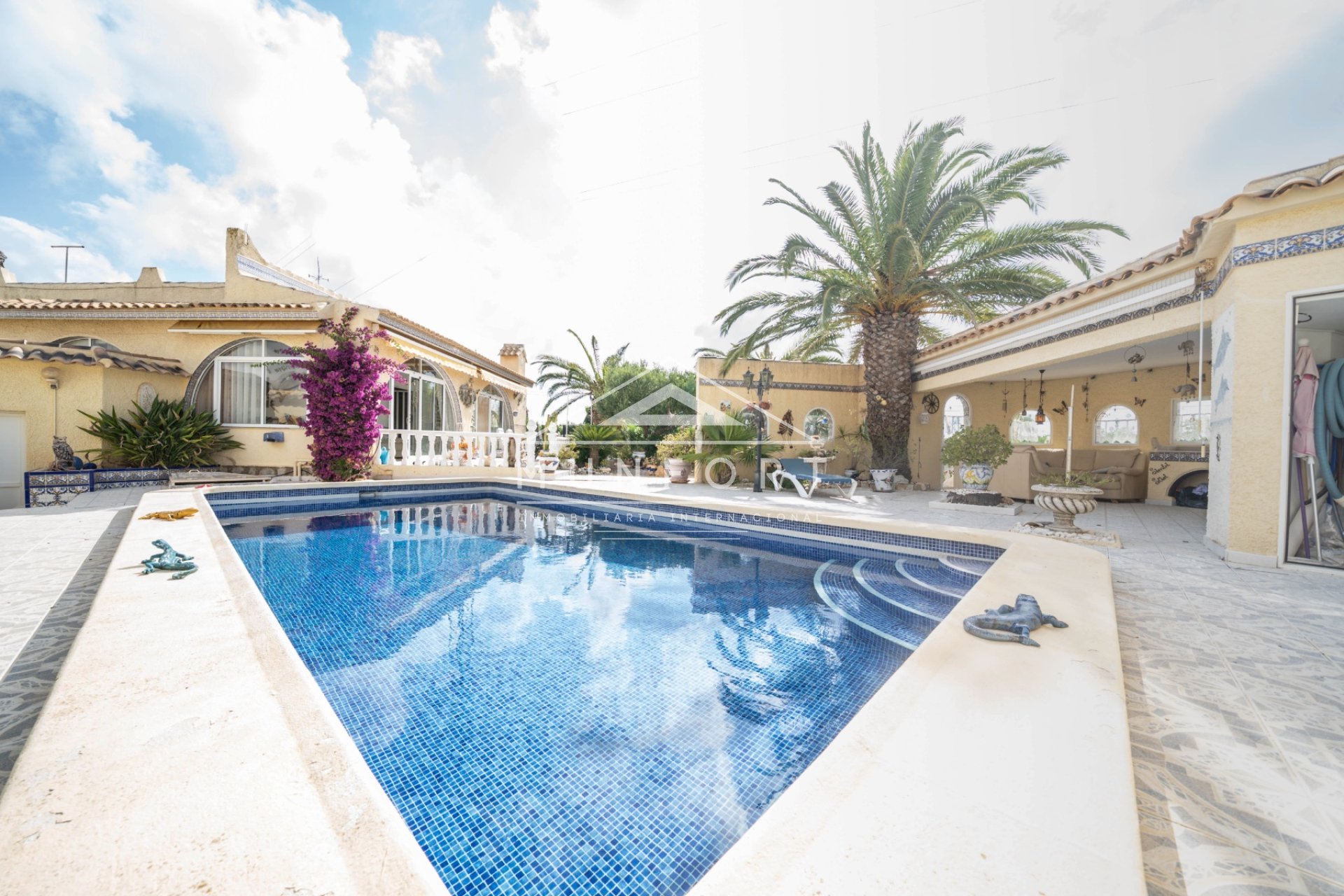 Resale - Villas -
Orihuela Costa - Villamart&iacute;n
