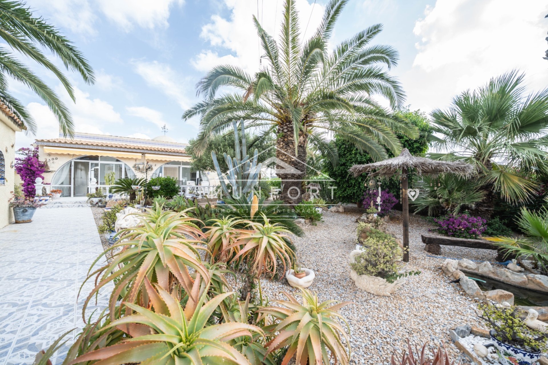 Resale - Villas -
Orihuela Costa - Villamart&iacute;n
