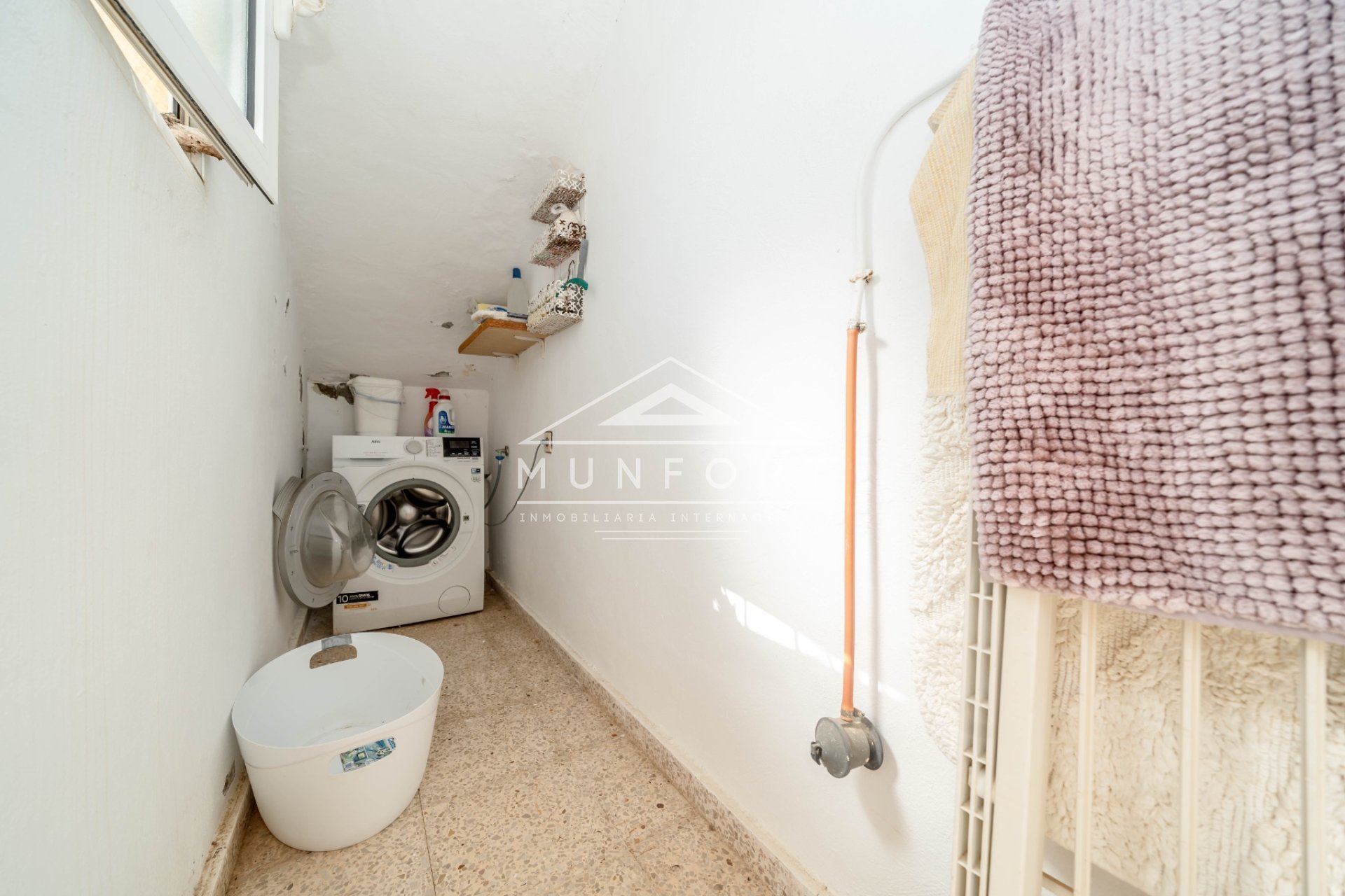 Resale - Villas -
Orihuela Costa - Villamart&iacute;n