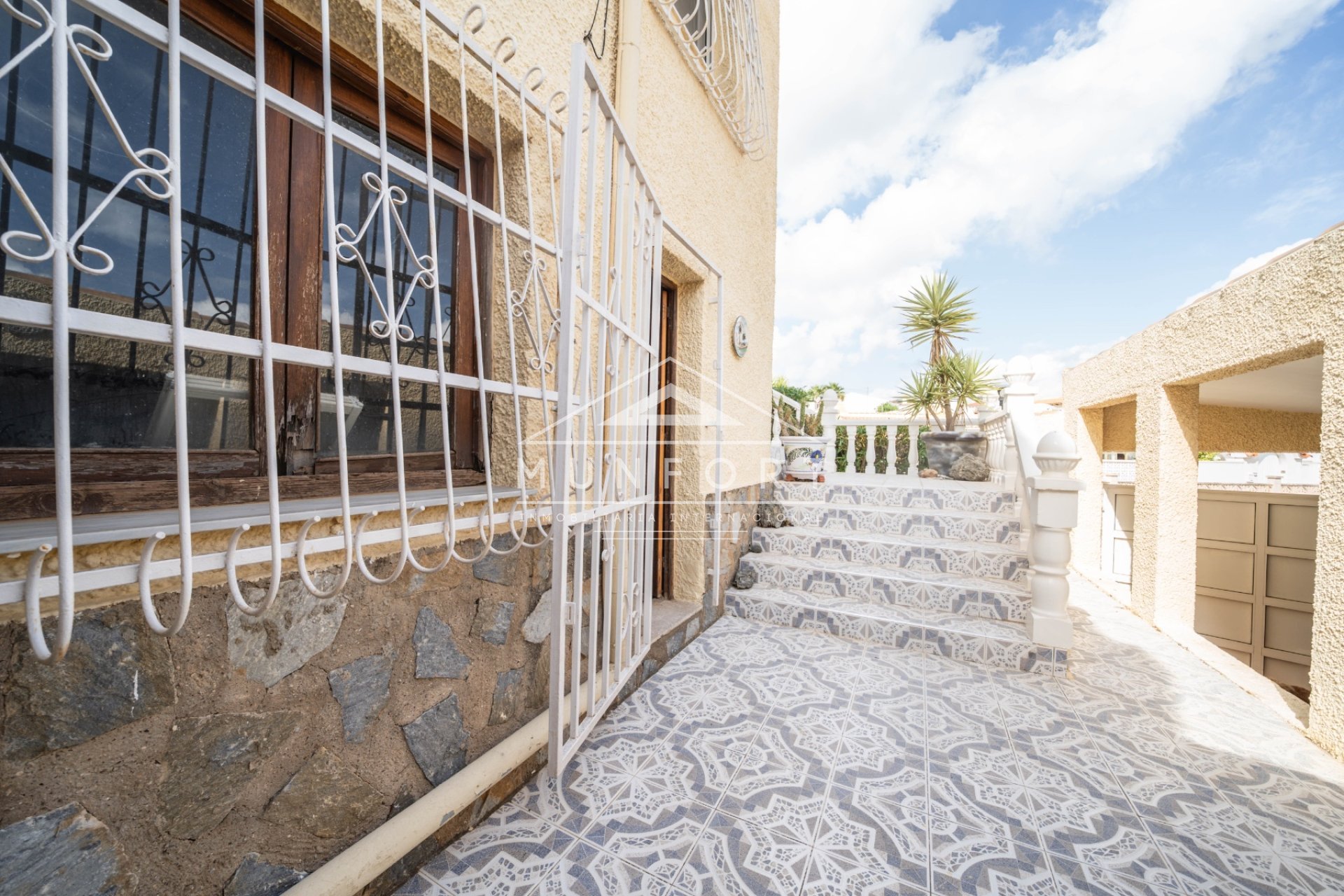 Resale - Villas -
Orihuela Costa - Villamart&iacute;n