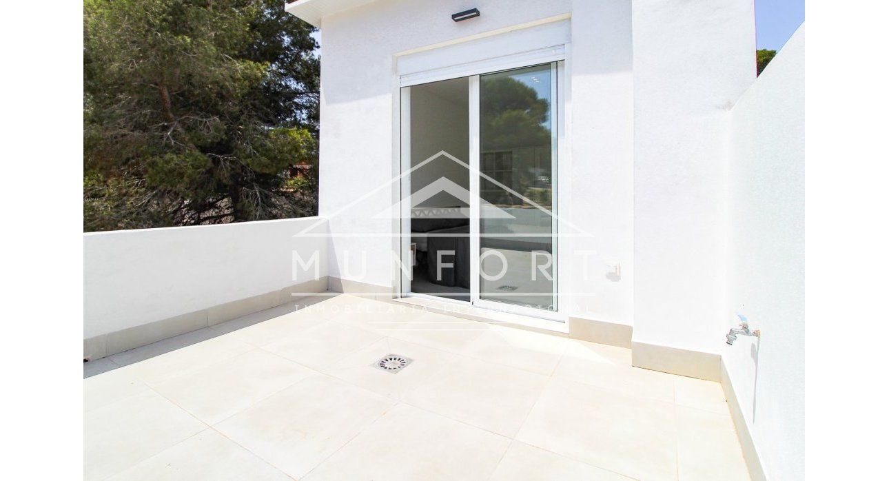 Resale - Villas -
Orihuela Costa - Villamartín