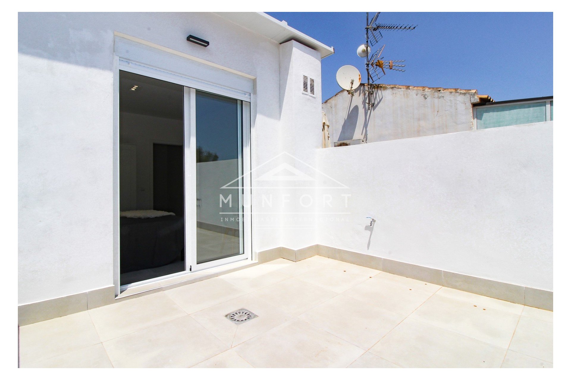 Resale - Villas -
Orihuela Costa - Villamartín