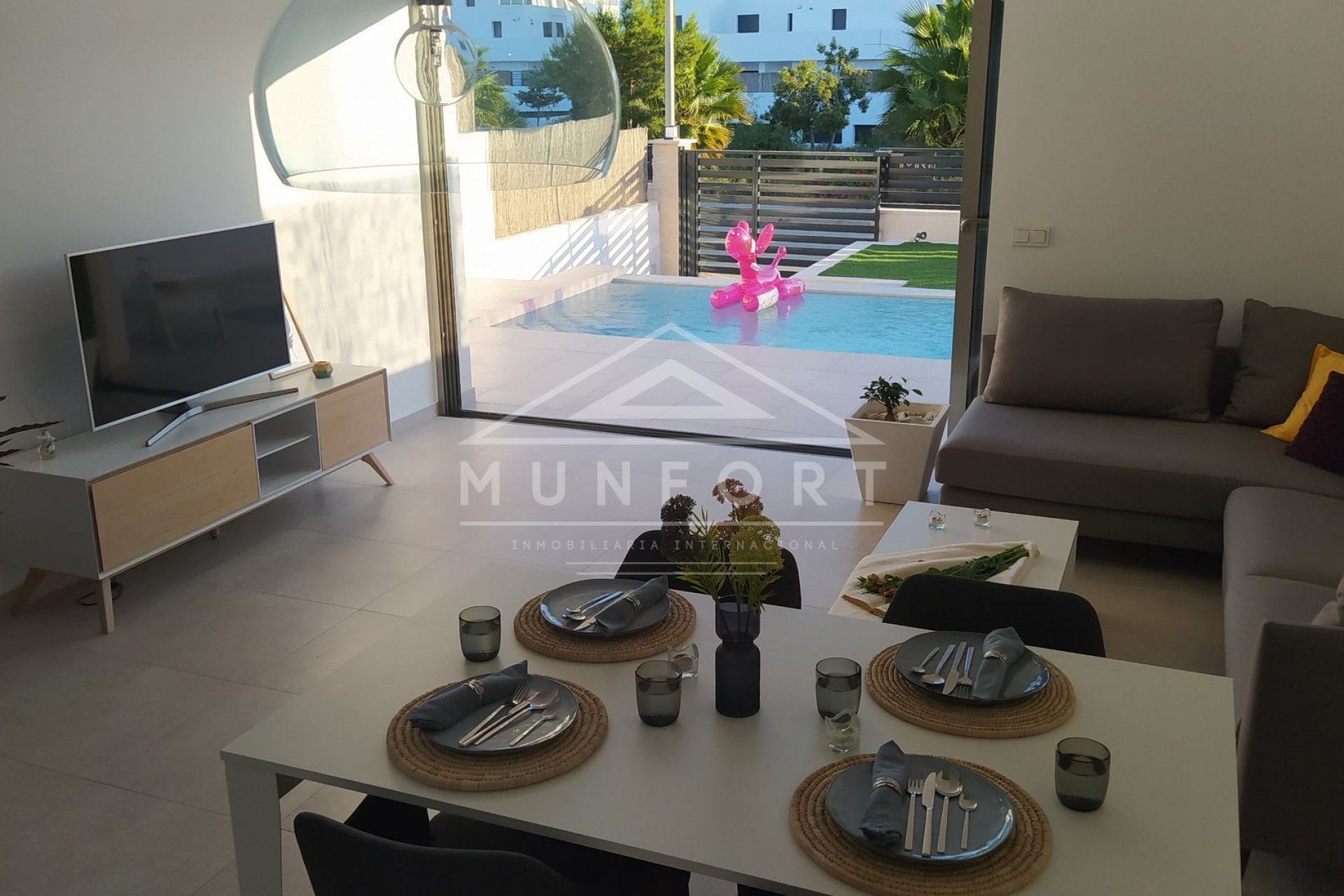 Resale - Villas -
Orihuela Costa - Villamartin