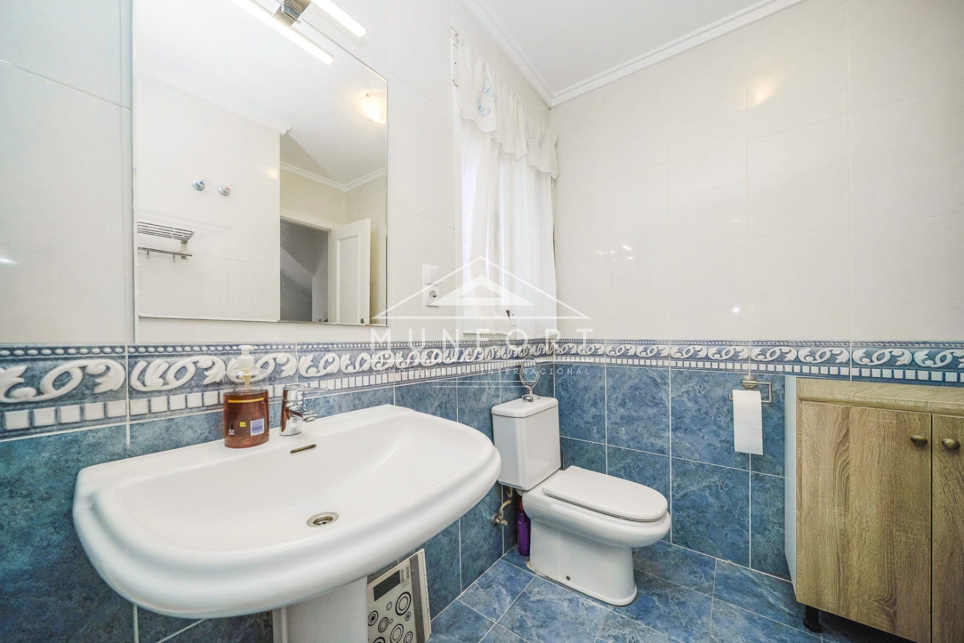 Resale - Villas -
Orihuela Costa - Villamartin