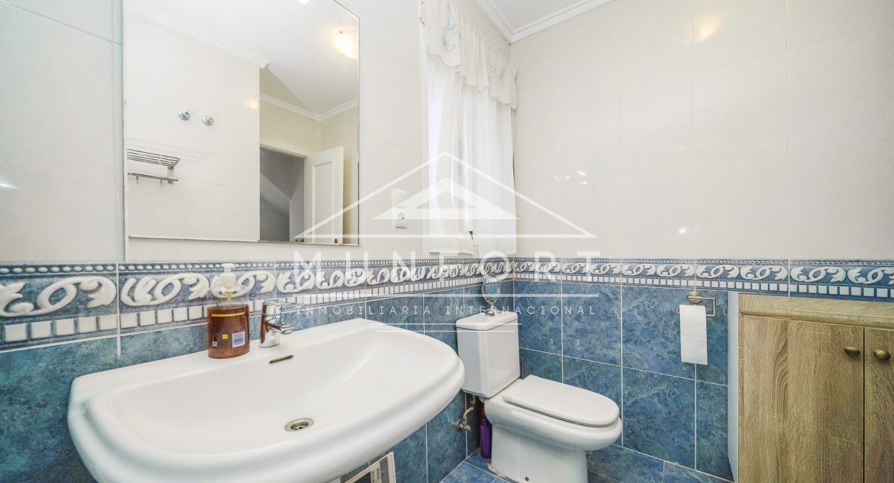 Resale - Villas -
Orihuela Costa - Villamartín