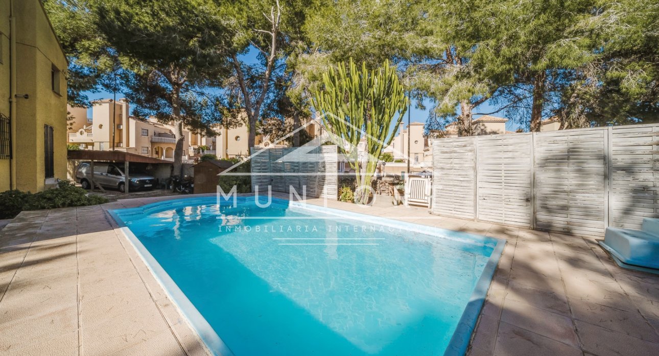 Resale - Villas -
Orihuela Costa - Villamartin