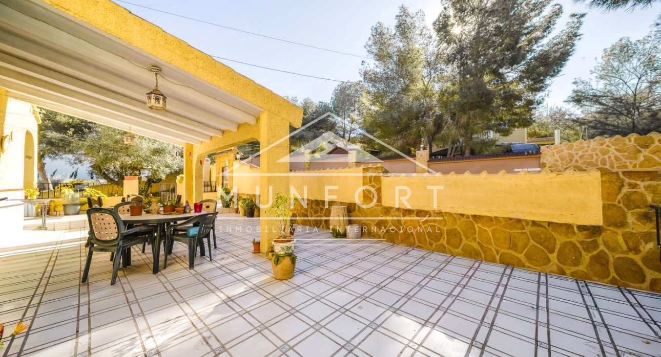 Resale - Villas -
Orihuela Costa - Villamartin