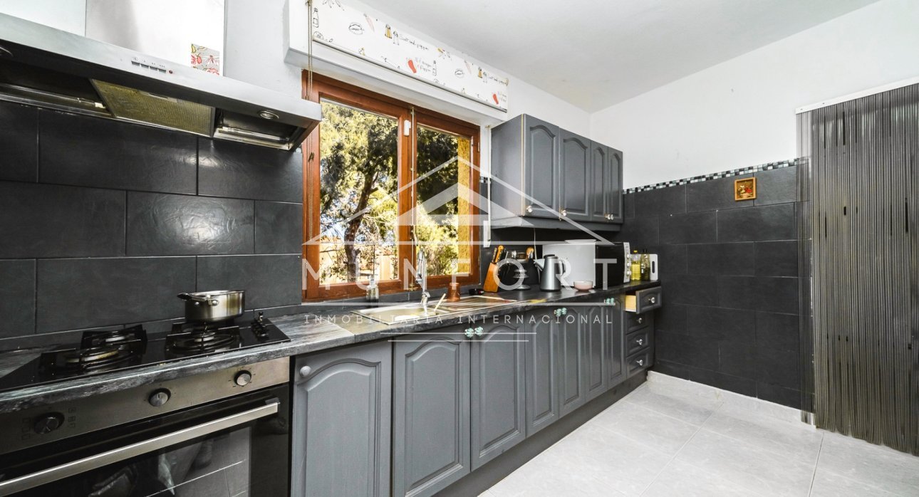 Resale - Villas -
Orihuela Costa - Villamartin