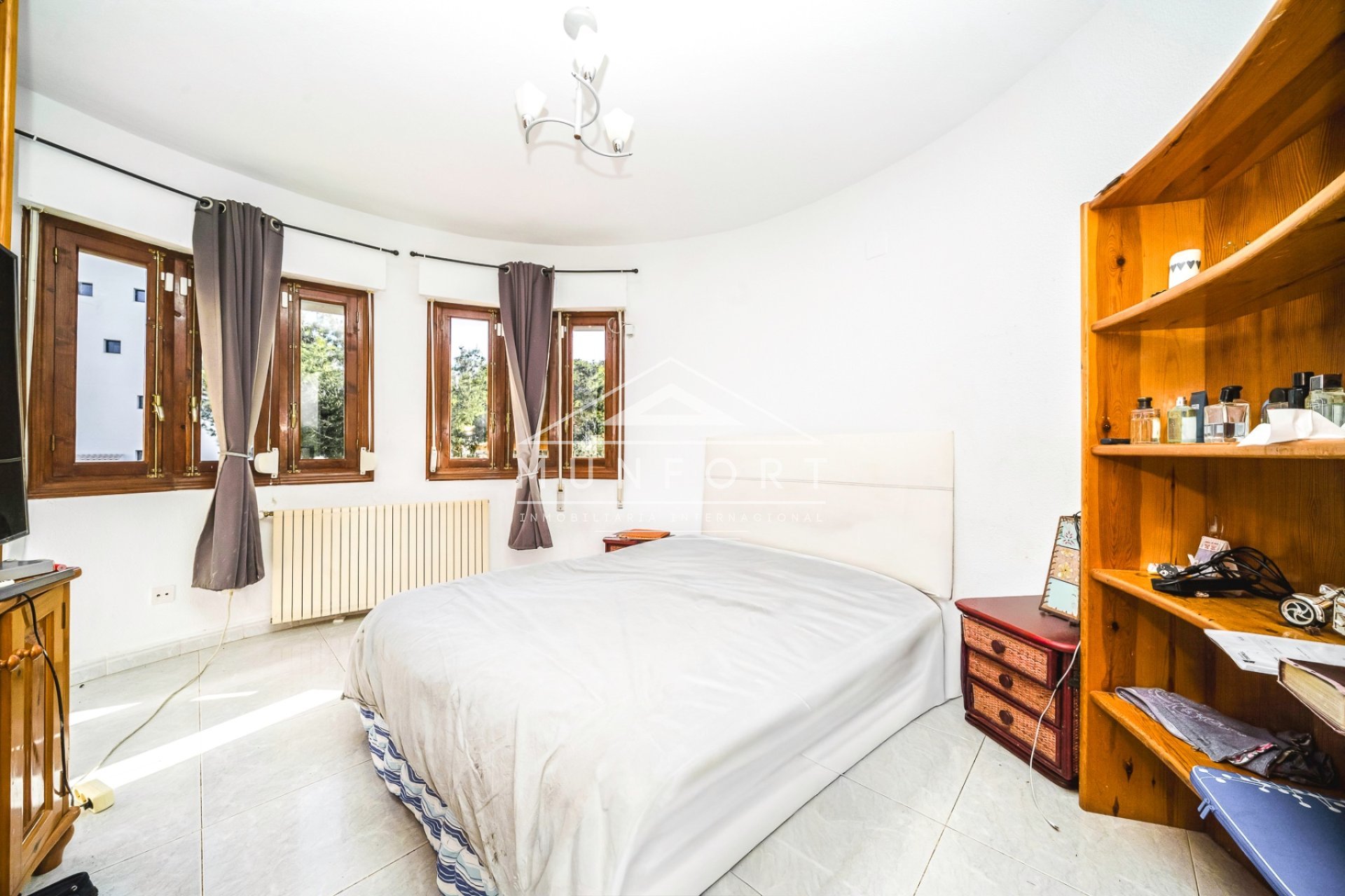 Resale - Villas -
Orihuela Costa - Villamartin