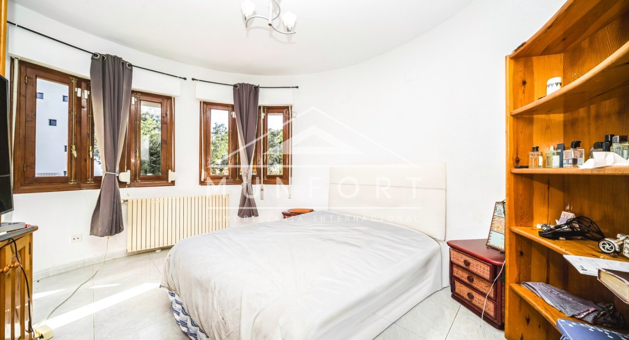 Resale - Villas -
Orihuela Costa - Villamartin