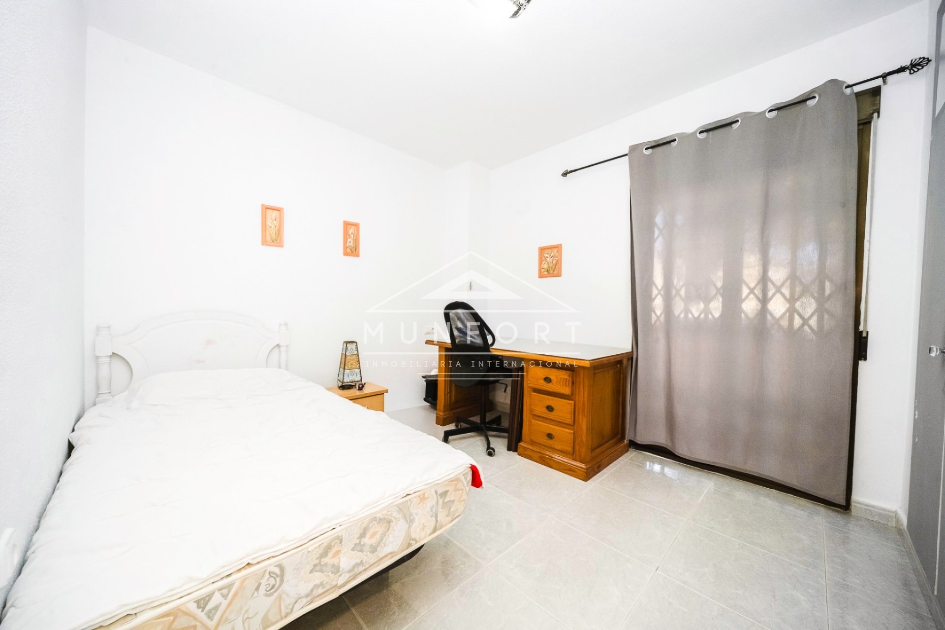 Resale - Villas -
Orihuela Costa - Villamartin
