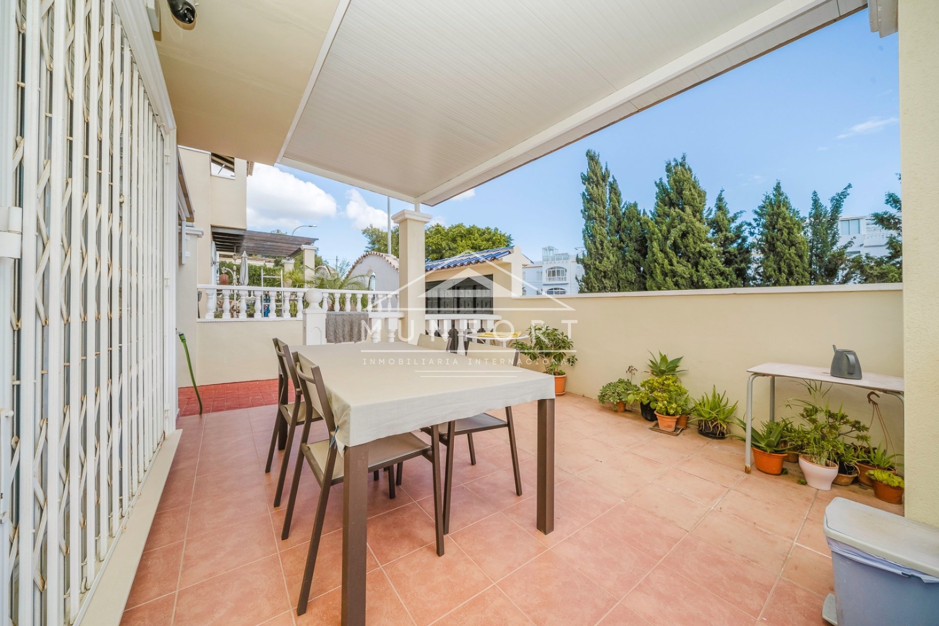 Resale - Villas -
Orihuela Costa - Villamartin
