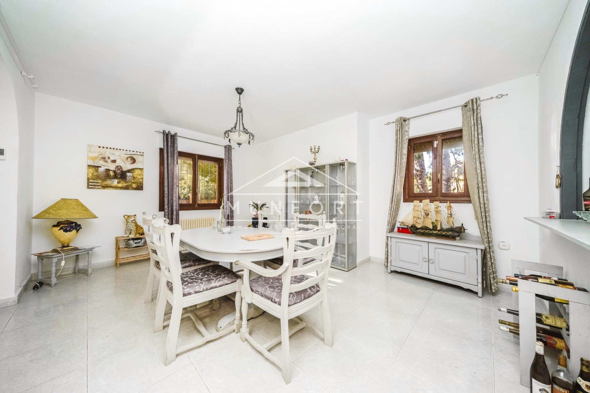 Resale - Villas -
Orihuela Costa - Villamartin