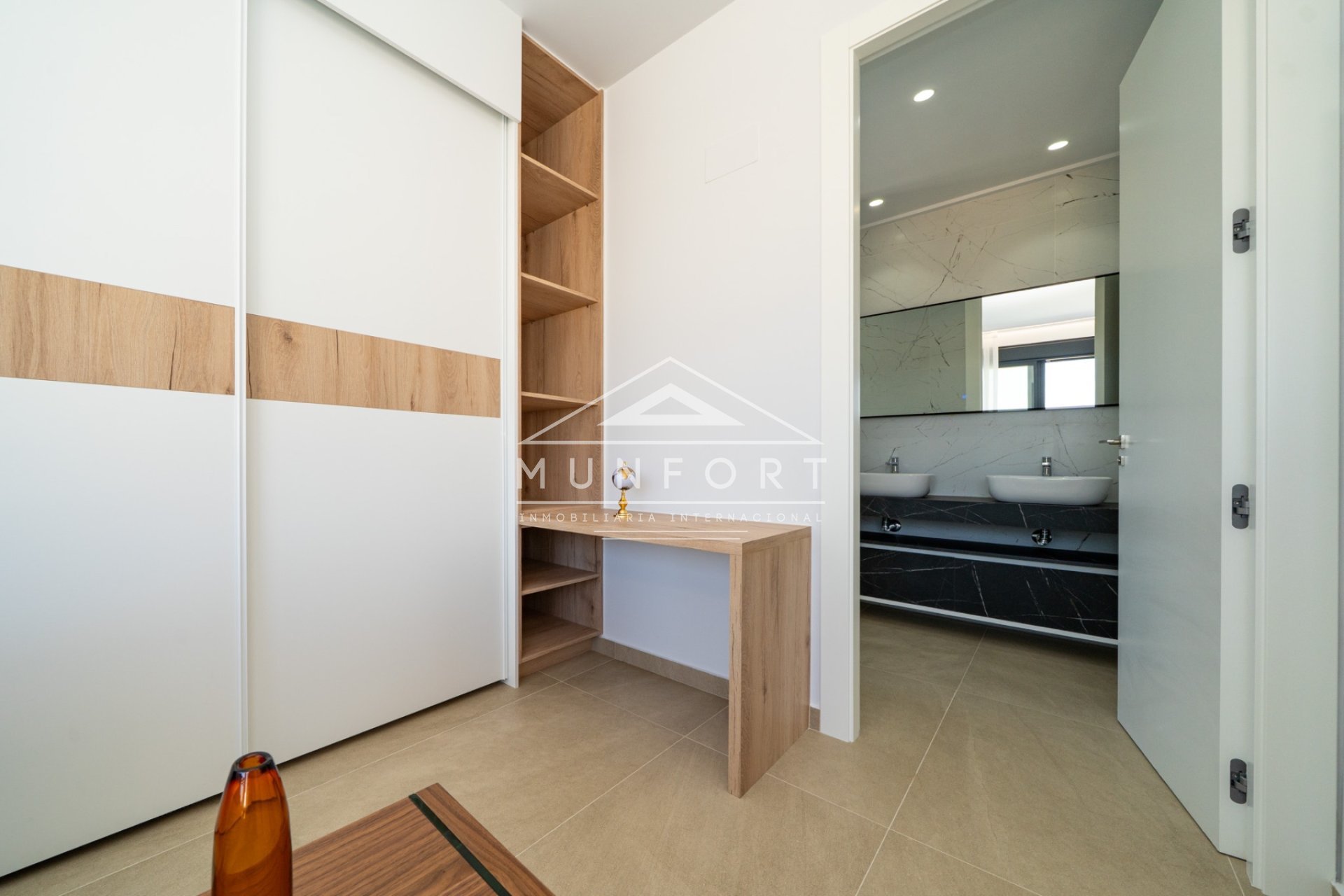 Resale - Villas -
Orihuela Costa