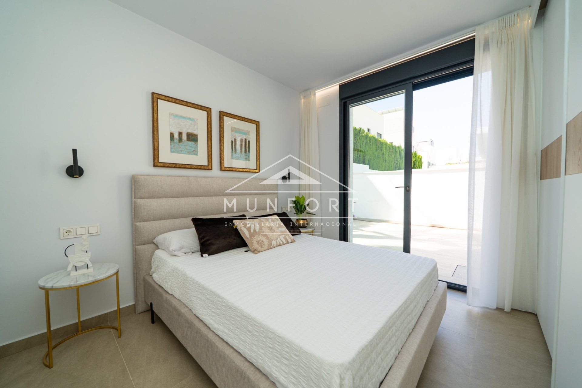 Resale - Villas -
Orihuela Costa