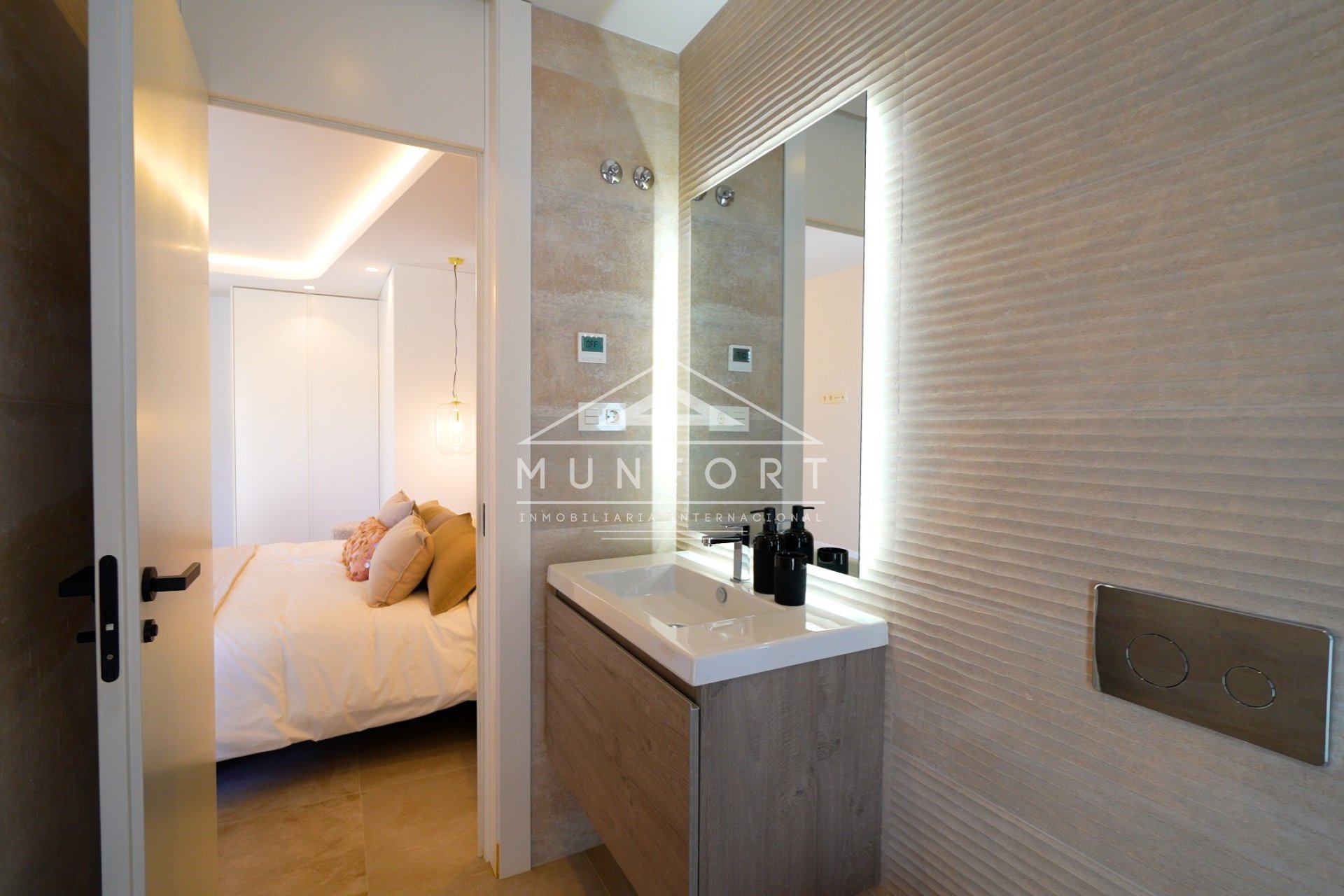 Resale - Villas -
Orihuela Costa