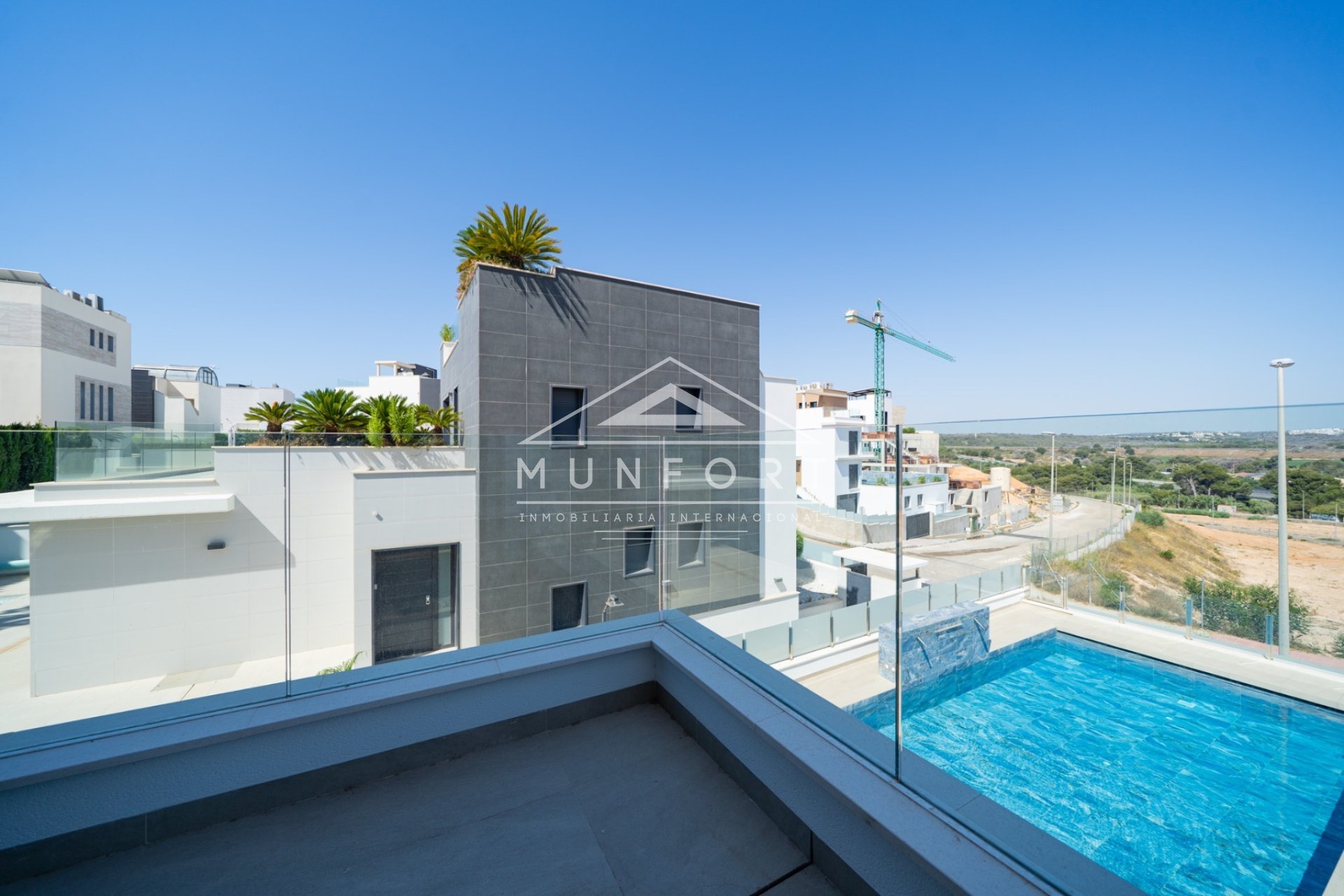 Resale - Villas -
Orihuela Costa