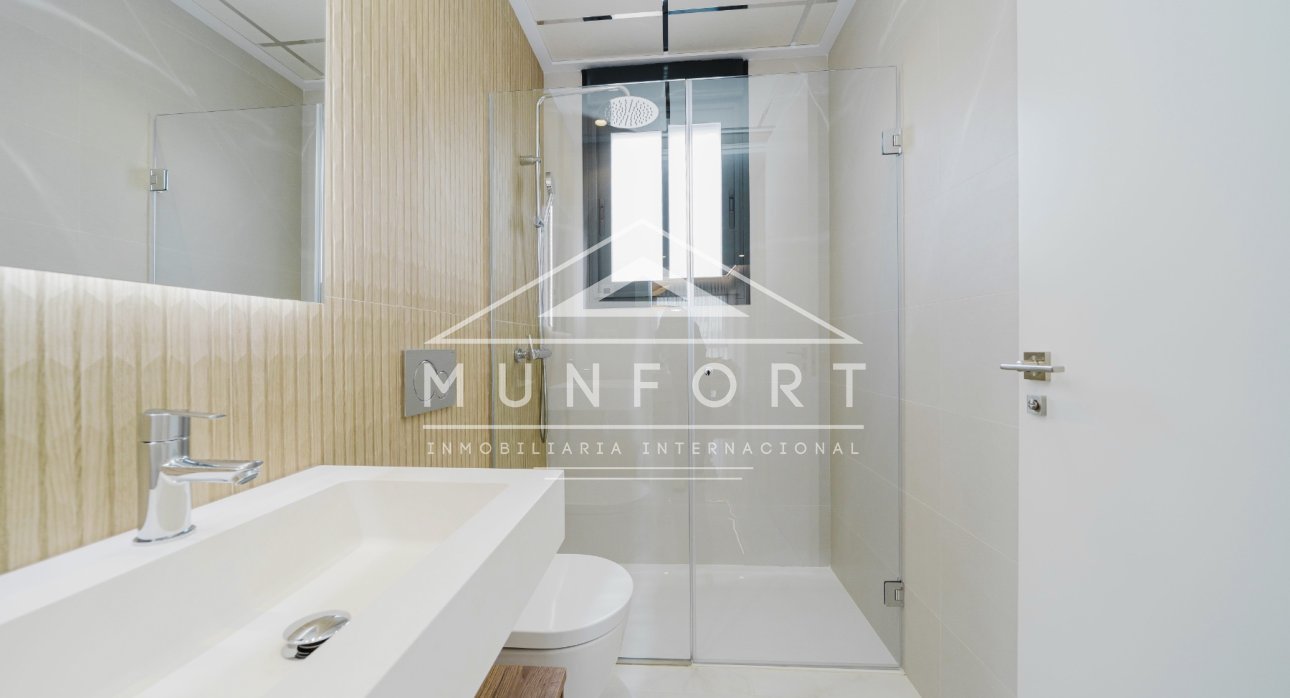 Resale - Villas -
Orihuela Costa