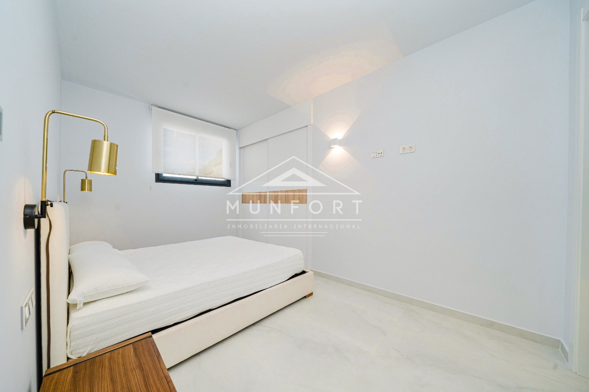 Resale - Villas -
Orihuela Costa