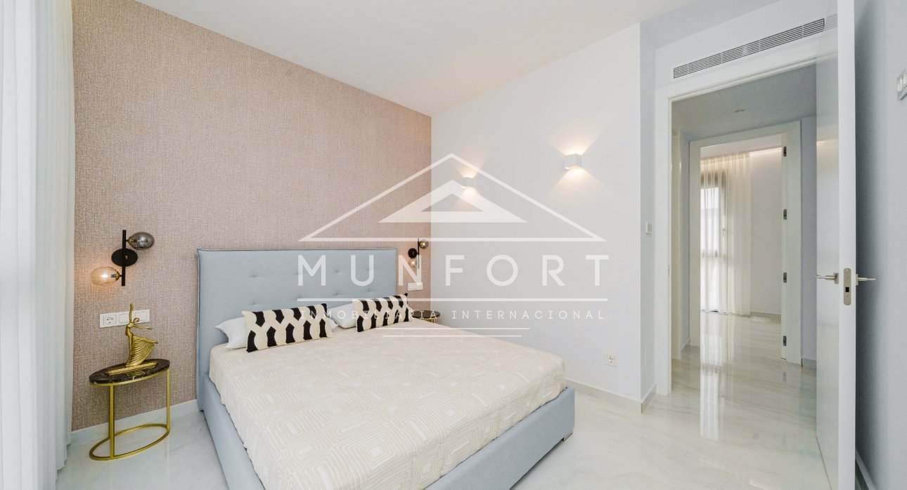 Resale - Villas -
Orihuela Costa