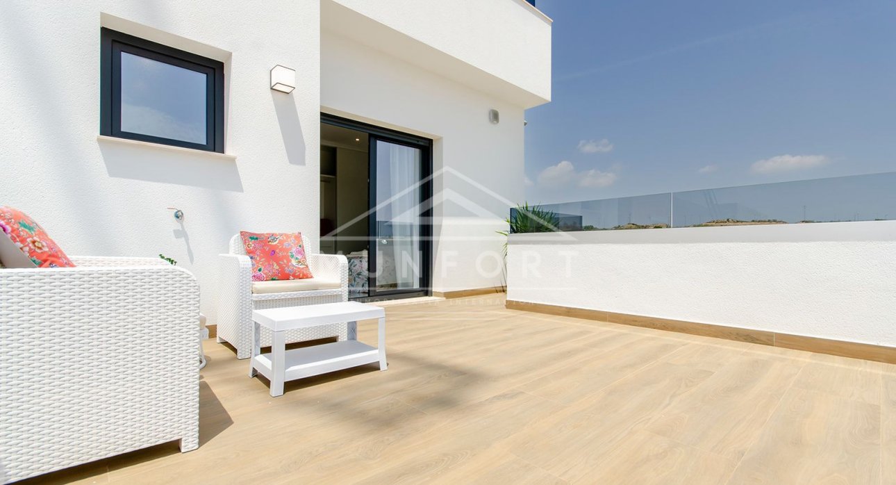 Resale - Villas -
Orihuela - Vistabella - Orihuela