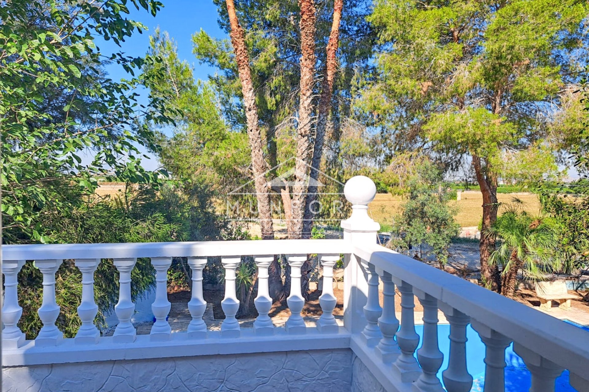 Resale - Villas -
Orihuela