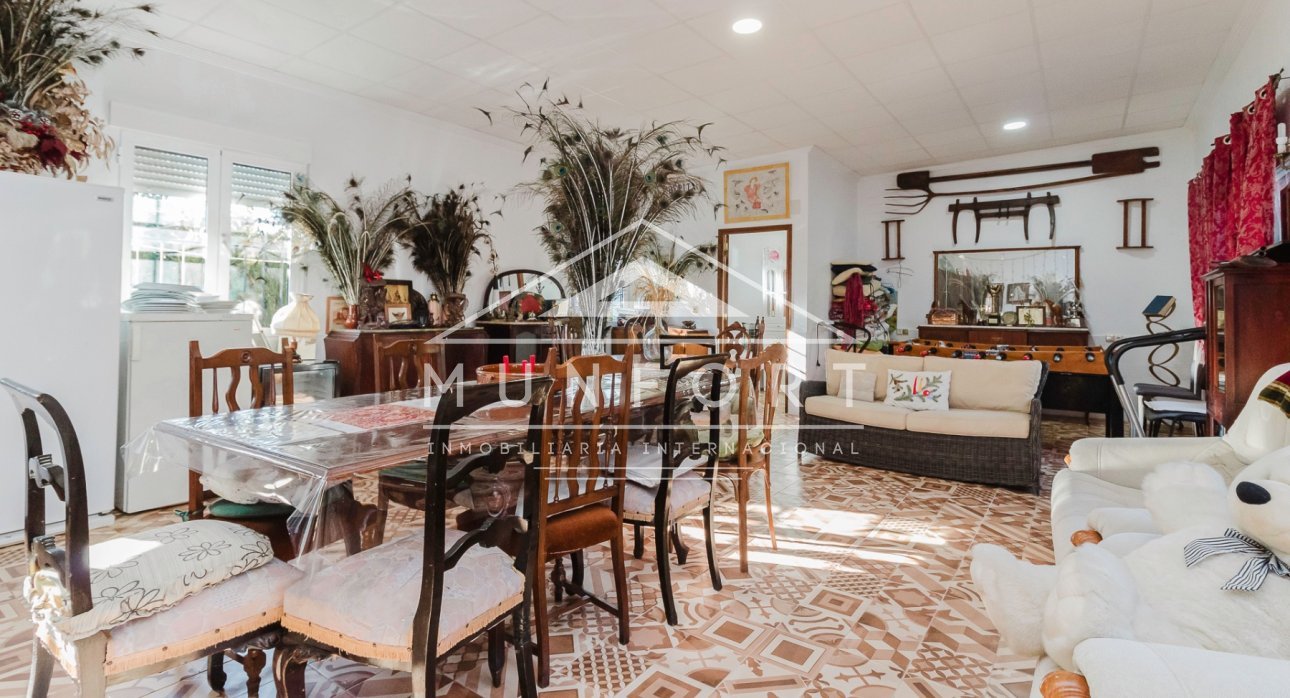 Resale - Villas -
Orihuela